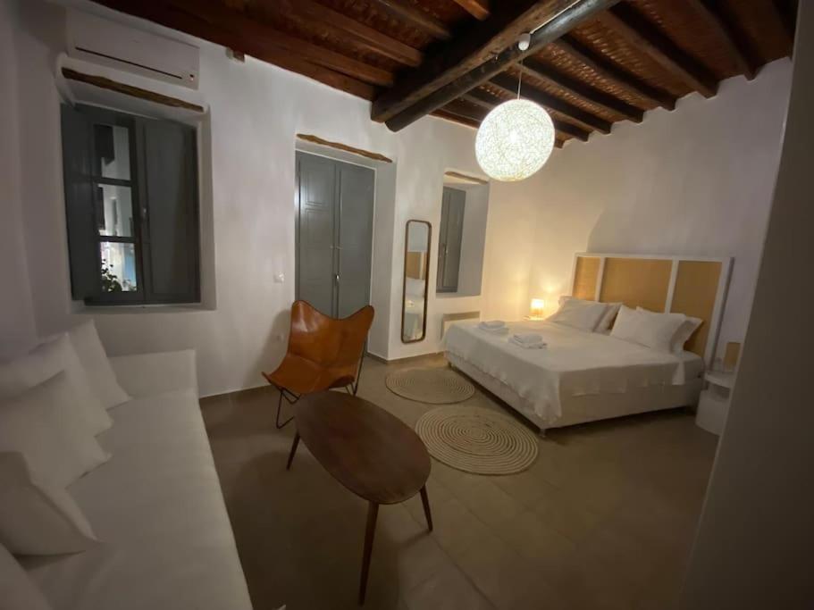 Venghera Naousa Apartment In The Heart Of Naousa Bagian luar foto