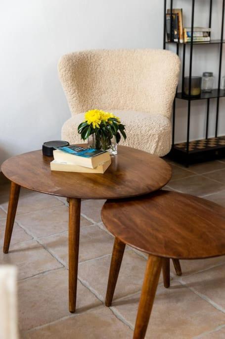 Venghera Naousa Apartment In The Heart Of Naousa Bagian luar foto