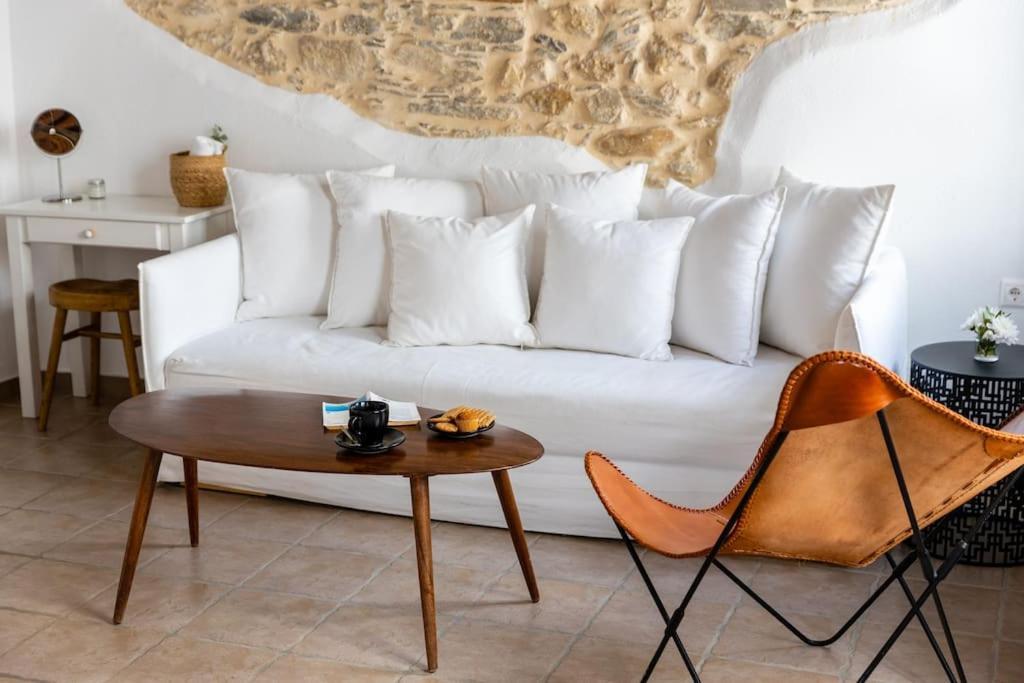 Venghera Naousa Apartment In The Heart Of Naousa Bagian luar foto
