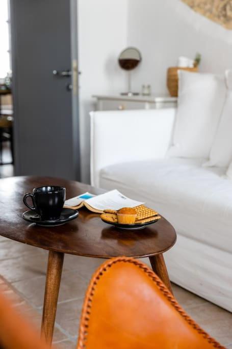 Venghera Naousa Apartment In The Heart Of Naousa Bagian luar foto