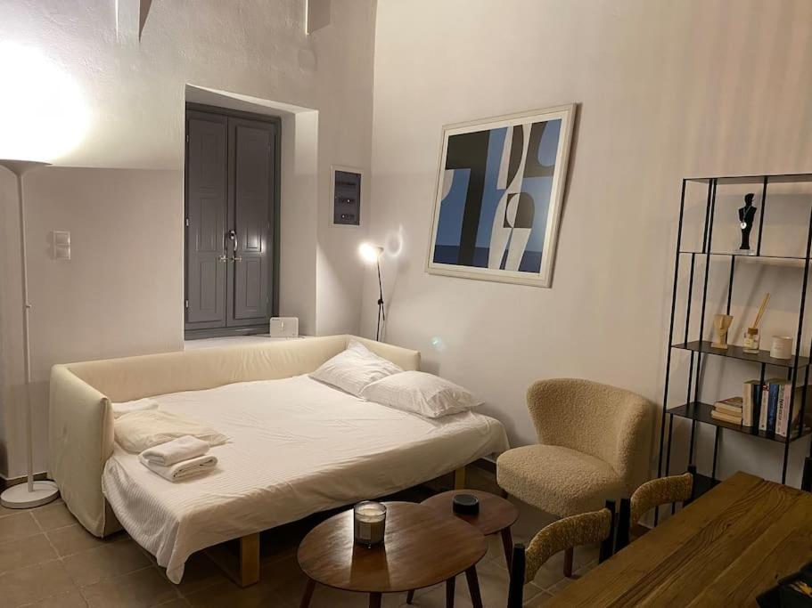Venghera Naousa Apartment In The Heart Of Naousa Bagian luar foto